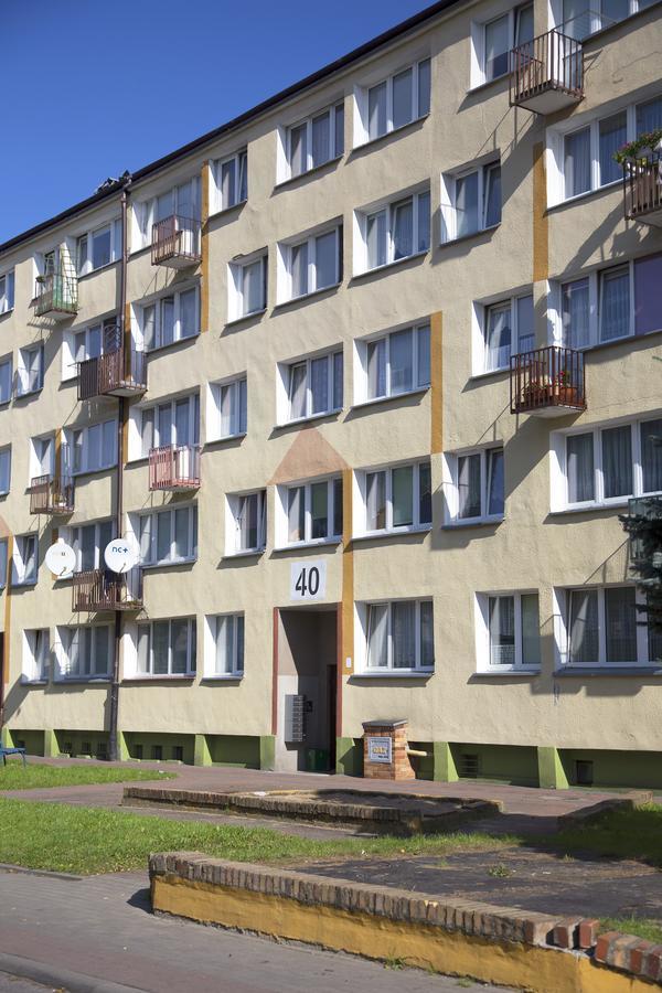 100-Sio Apartamenty Budget II Кошалін Екстер'єр фото